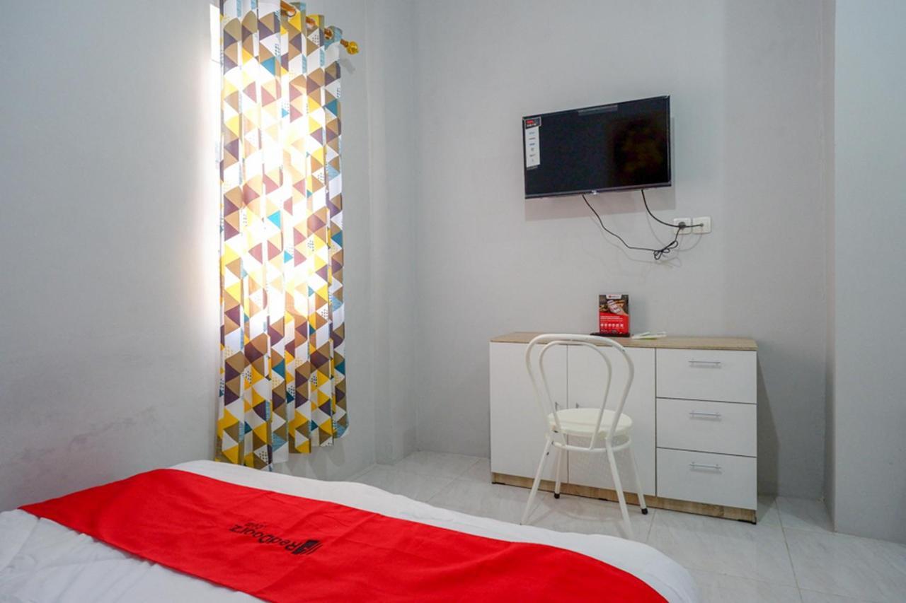 Reddoorz Near Jalan Adi Sucipto Solo Hotel Buitenkant foto