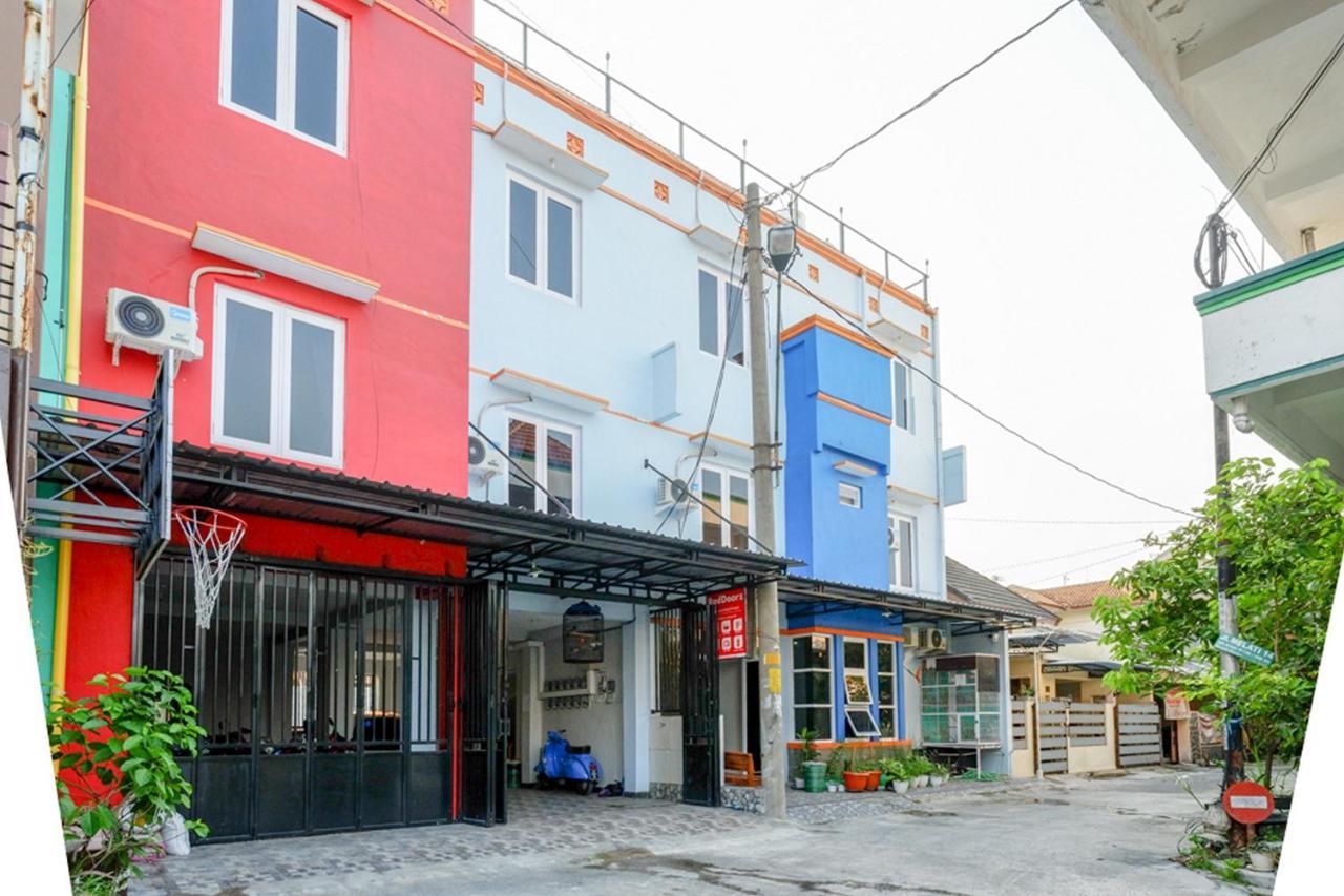 Reddoorz Near Jalan Adi Sucipto Solo Hotel Buitenkant foto